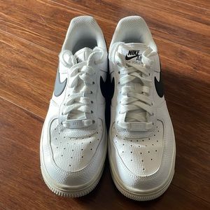 Nike Air Force 1 Sneakers